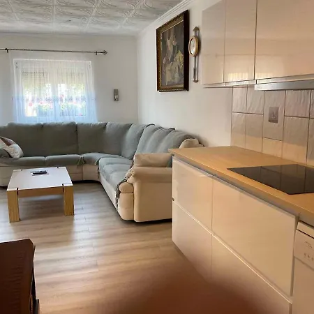 Apartmán 2 *