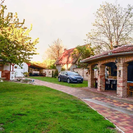 2 * Balatonbereny