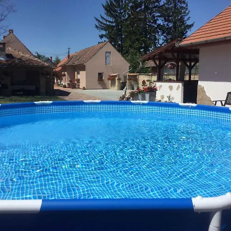 2 Apartment *