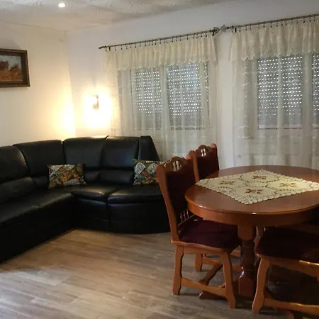 Apartment 2 *